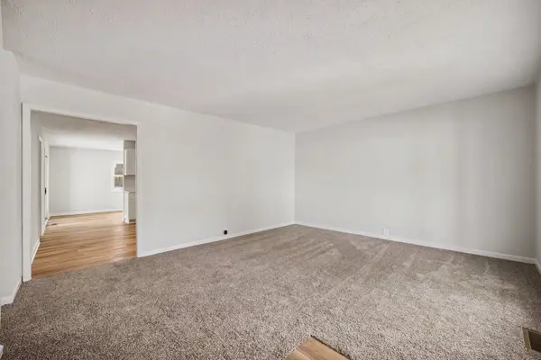 338 Hickory AVE, Romeoville, IL 60446