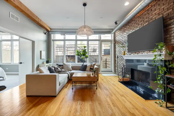 1740 W BELMONT AVE #1R, Chicago, IL 60657