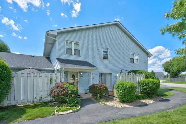 2303 Aster DR #2303,  Crest Hill,  IL 60403