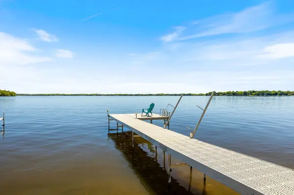 107 Hillside CT, Fox Lake, IL 60020