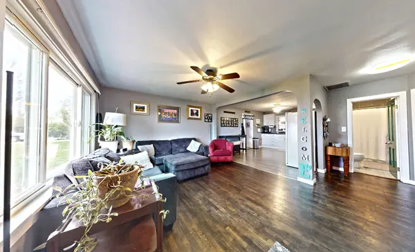 829 Old Route 47 RD, Monticello, IL 61856