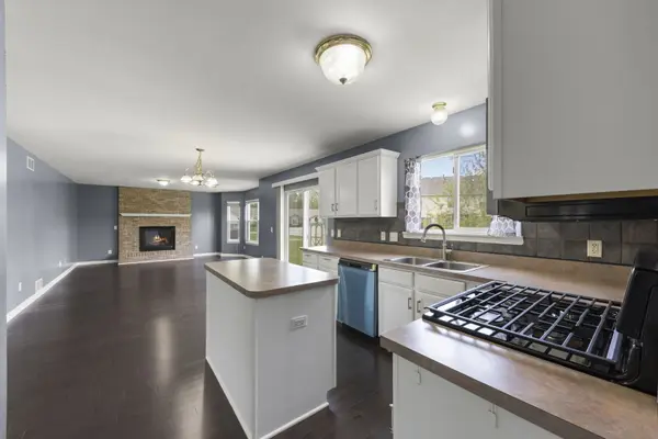 905 Churchill DR, Plano, IL 60545