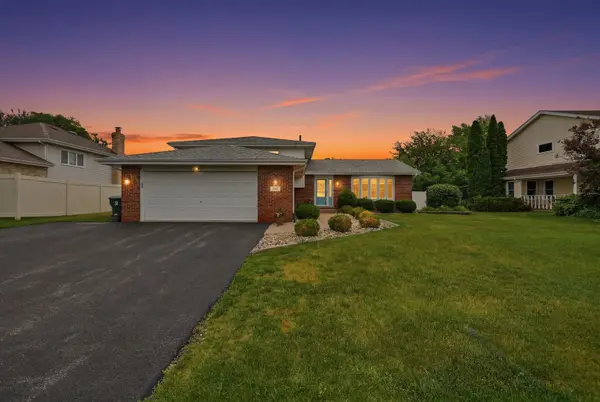 772 Wellington Pkwy, New Lenox, IL 60451