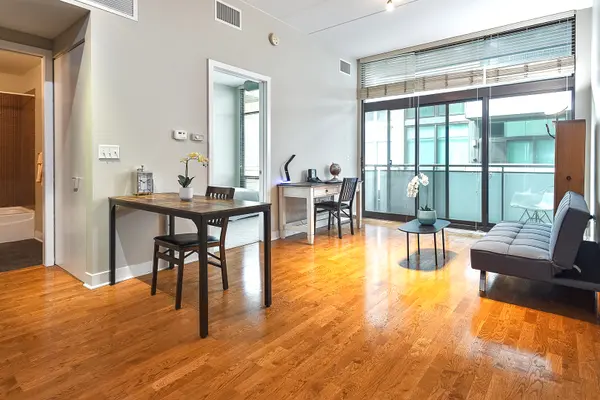 650 W WAYMAN ST #206C, Chicago, IL 60661