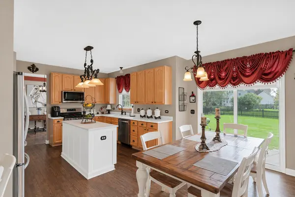 280 Prestwicke BLVD, Algonquin, IL 60102