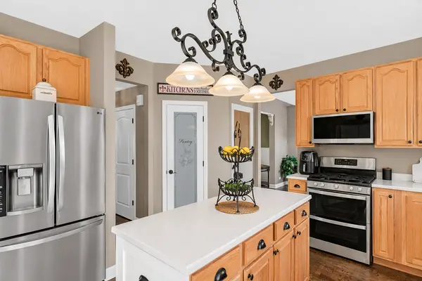 280 Prestwicke BLVD, Algonquin, IL 60102