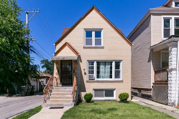 6842 S Campbell AVE, Chicago, IL 60629