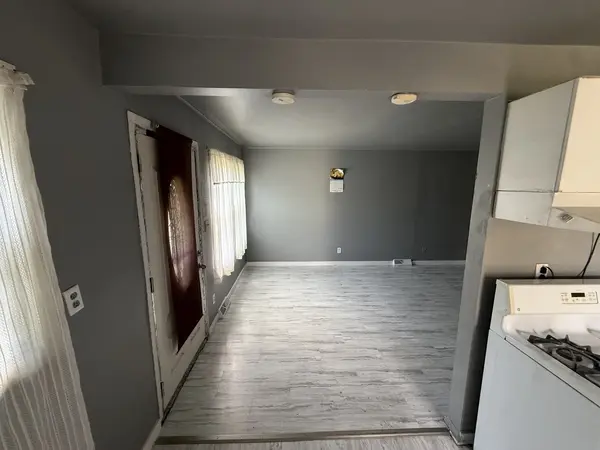 63 W 141st ST, Dixmoor, IL 60426
