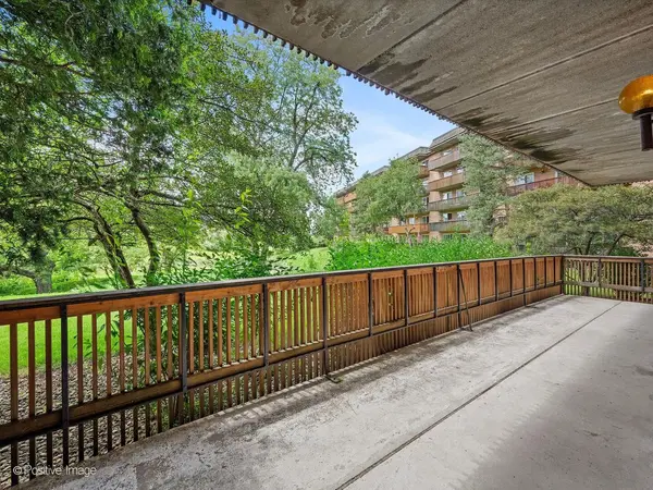 500 Redondo RD #109, Downers Grove, IL 60516