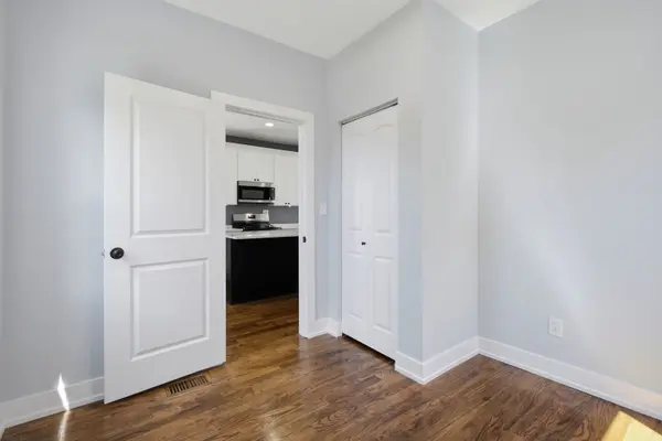 1465 W 72nd ST, Chicago, IL 60636