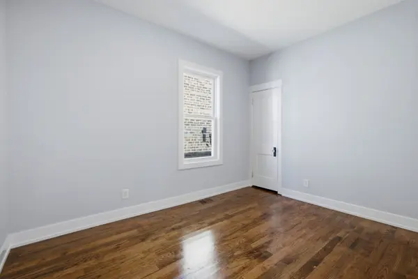 1465 W 72nd ST, Chicago, IL 60636