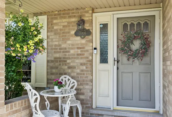7006 Coachwood TRL, Tinley Park, IL 60477