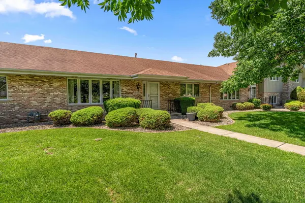 10851 Minnesota CT #52, Orland Park, IL 60467