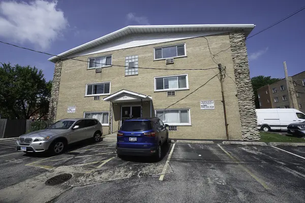 414 S Scoville AVE #21, Oak Park, IL 60302