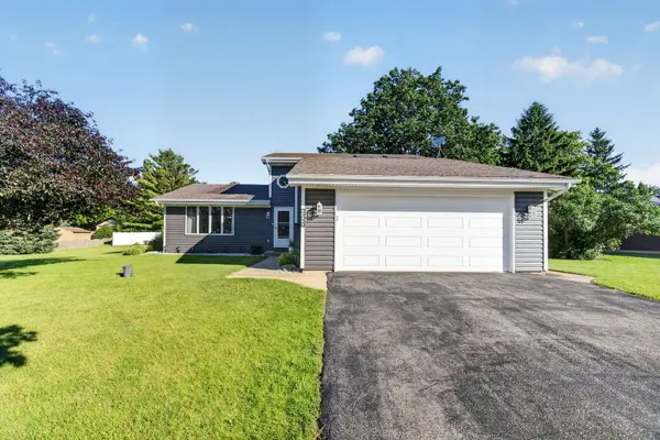 23020 S Michael DR, Channahon, IL 60410
