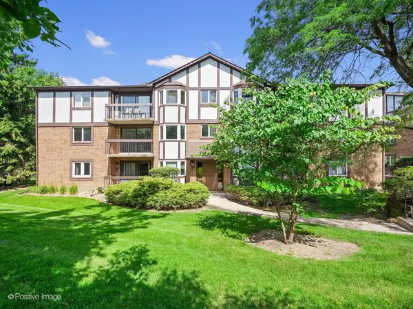 6820 Joliet RD #5, Indian Head Park, IL 60525