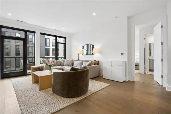 1701 W Webster AVE #601, Chicago, IL 60614