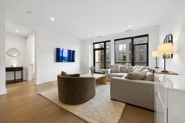 1701 W Webster AVE #601, Chicago, IL 60614