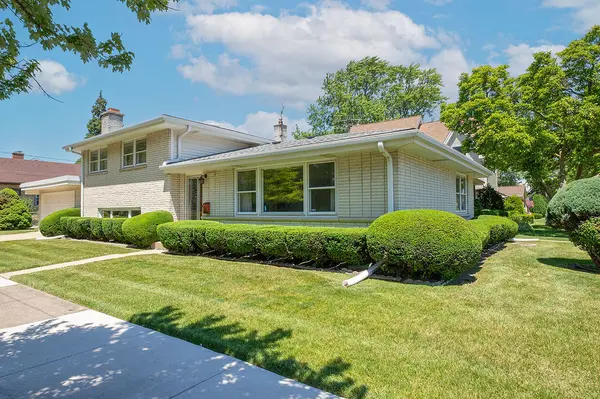 6000 CRAIN ST, Morton Grove, IL 60053