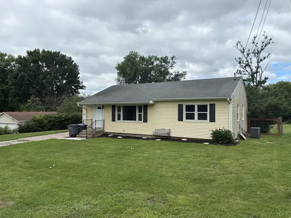 9020 27th ST, Milan, IL 61264