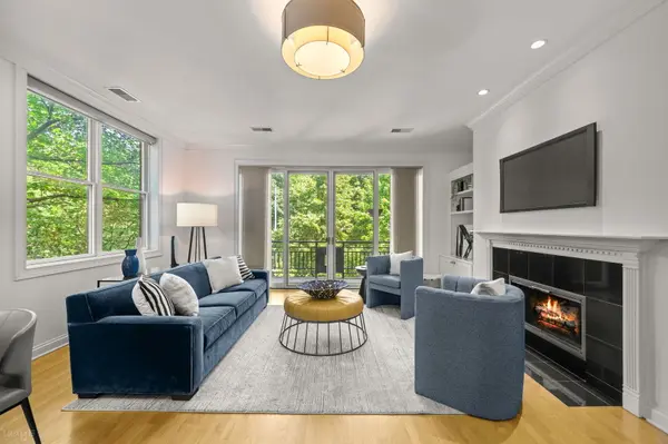 2323 W MONTROSE AVE #2W, Chicago, IL 60618