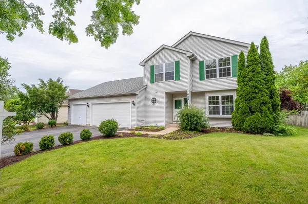 654 Anderson DR, Lake In The Hills, IL 60156