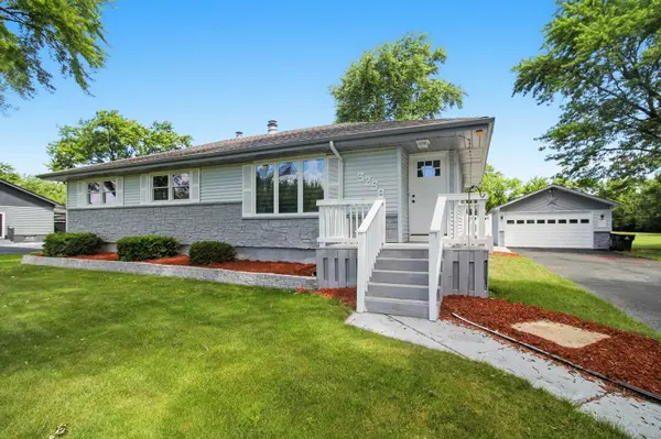 3258 204th ST, Lynwood, IL 60411
