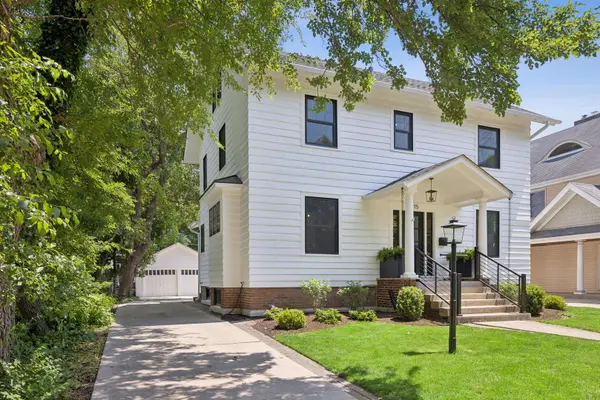 115 S Spring AVE, La Grange, IL 60525