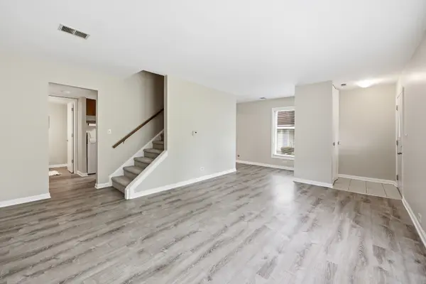 712 SHAW CT #0, Schaumburg, IL 60194