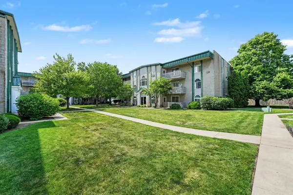 2899 Heritage DR #3B, Joliet, IL 60435