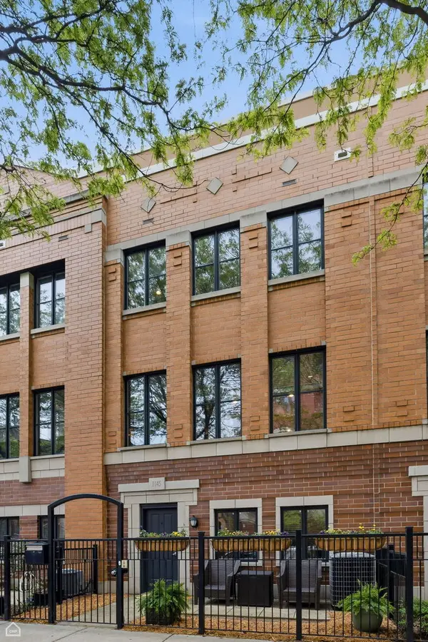 1145 W Monroe ST, Chicago, IL 60607