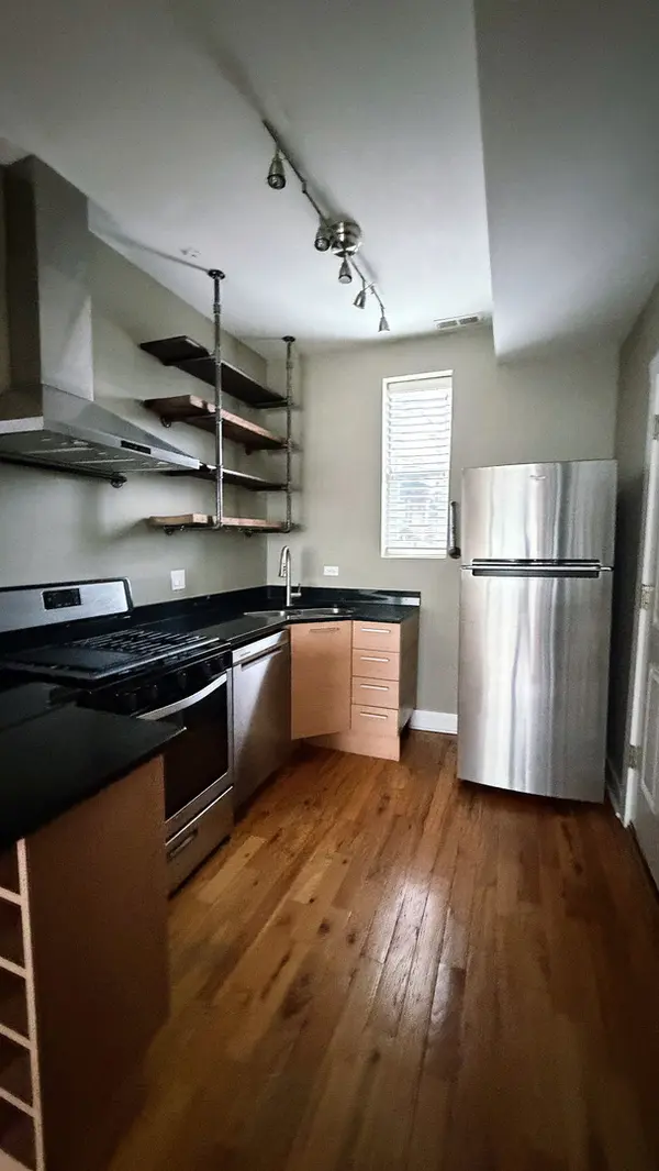 4655 N Spaulding AVE #2, Chicago, IL 60625