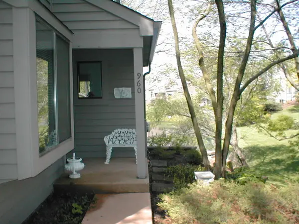 960 Shoreline RD #897, Lake Barrington, IL 60010