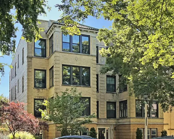 314 Wisconsin AVE #3S, Oak Park, IL 60302