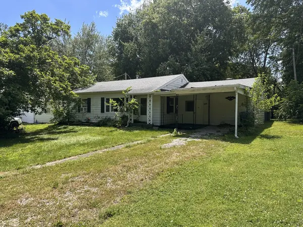 433 Marteeny ST, Mt Vernon, IL 62864