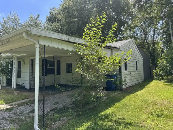 433 Marteeny ST, Mt Vernon, IL 62864