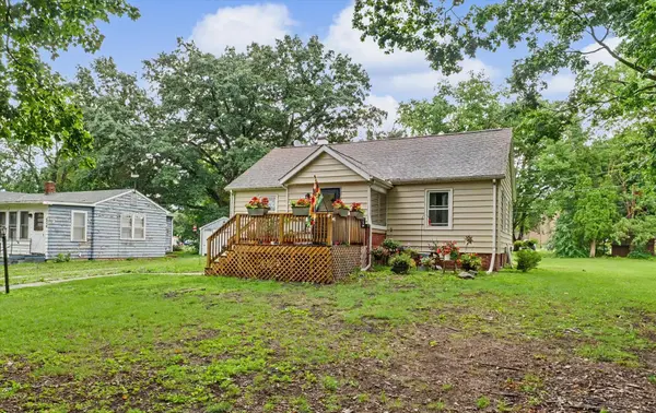 406 S Fourth ST, St. Joseph, IL 61873