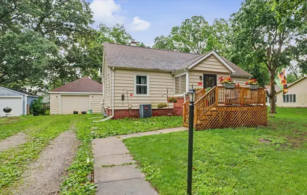 406 S Fourth ST, St. Joseph, IL 61873