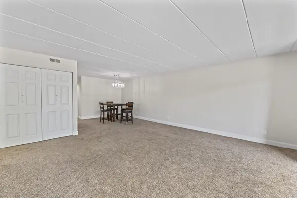 4101 W 93rd PL #1-B, Oak Lawn, IL 60453