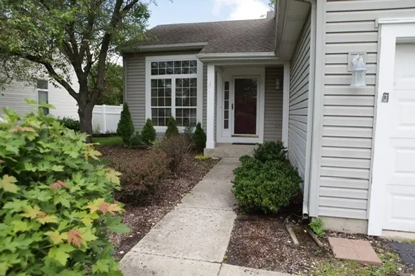 1149 Starwood PASS, Lake In The Hills, IL 60156