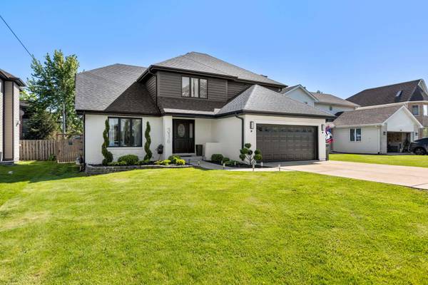 316 Oak Meadows DR, Wood Dale, IL 60191