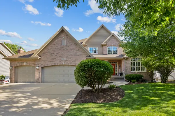 2644 Freeland CIR, Naperville, IL 60564