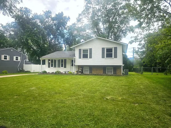 5S334 STEWART DR, Naperville, IL 60563