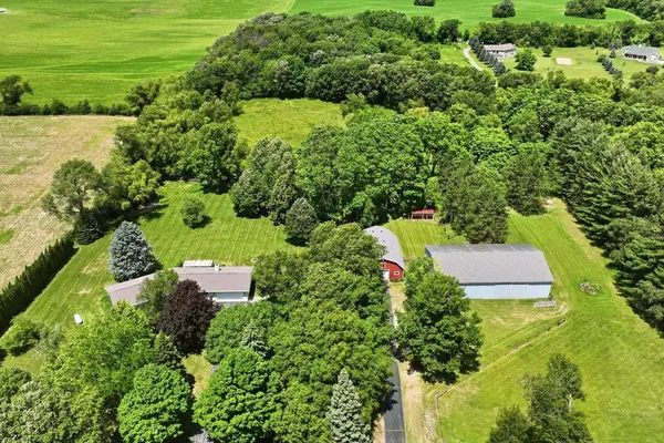 7288 S & D RD, Delavan, WI 53115