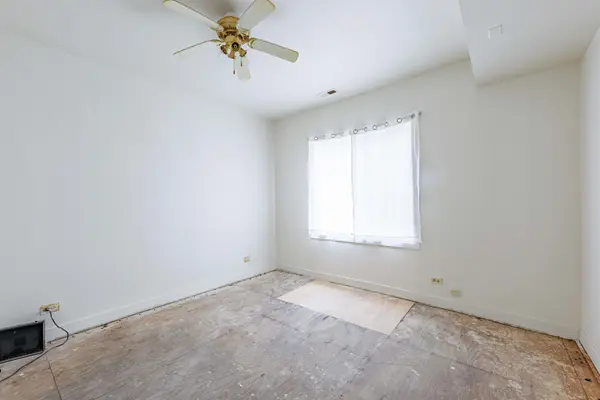 832 E 153 ST, Phoenix, IL 60426