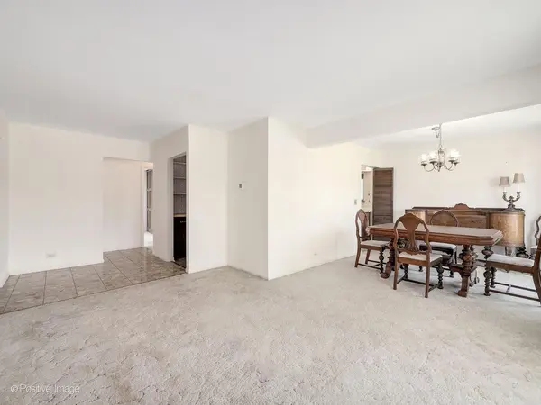 10809 Claridge AVE, Westchester, IL 60154