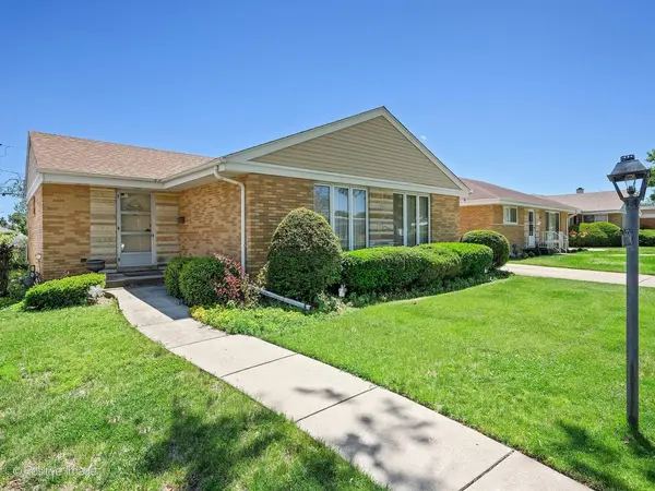 10809 Claridge AVE, Westchester, IL 60154