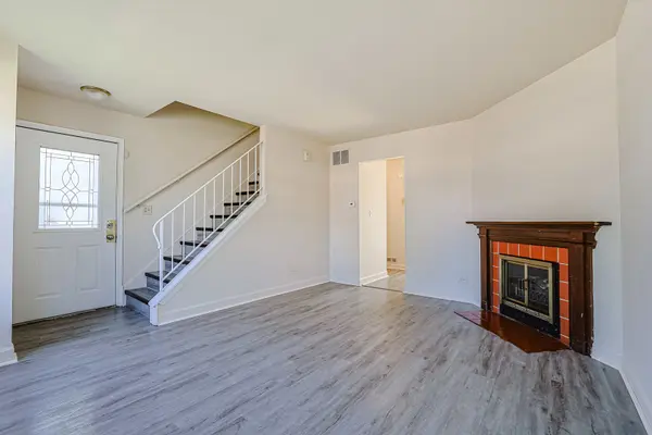 1741 Mccormick LN, Hanover Park, IL 60133