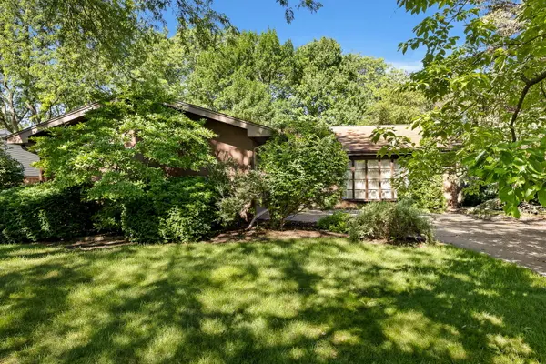 1419 Brush Hill CIR, Naperville, IL 60540