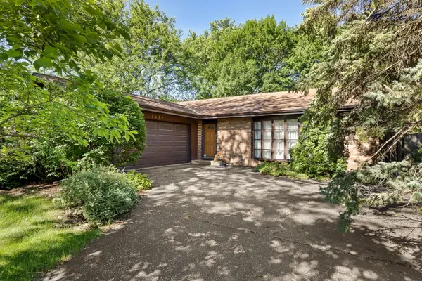 1419 Brush Hill CIR, Naperville, IL 60540